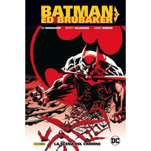 Copertina del fumetto Batman di Ed Brubaker 2 la Scena, edizione italiana Panini Comics / DC / Marvel / Disney di Ed Brubaker, Scott Mcdaniel