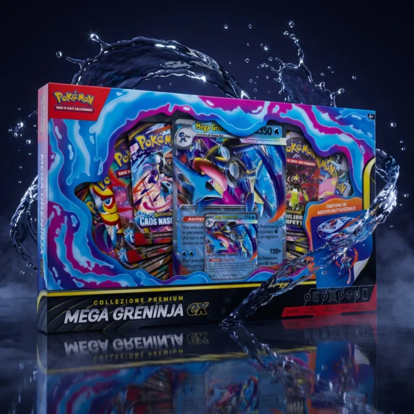 Collezione Premium Mega Greninja del GCC Pokémon in italiano avvolta da uno splash d'acqua notturno stile ninja